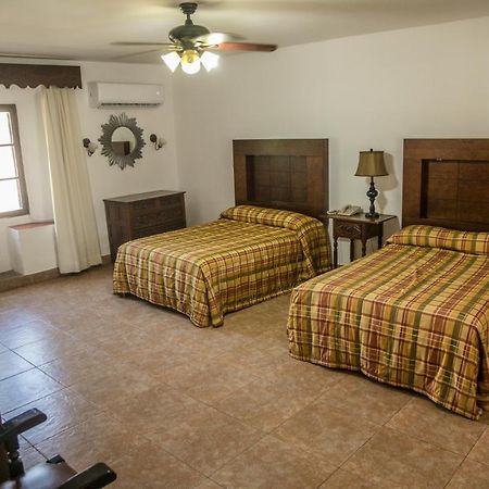Hotel Playa De Cortes グアイマス エクステリア 写真