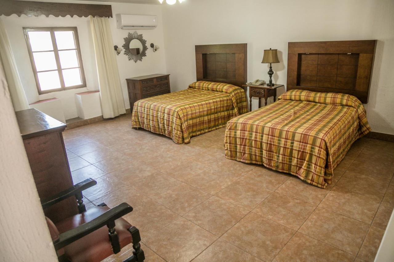 Hotel Playa De Cortes グアイマス エクステリア 写真