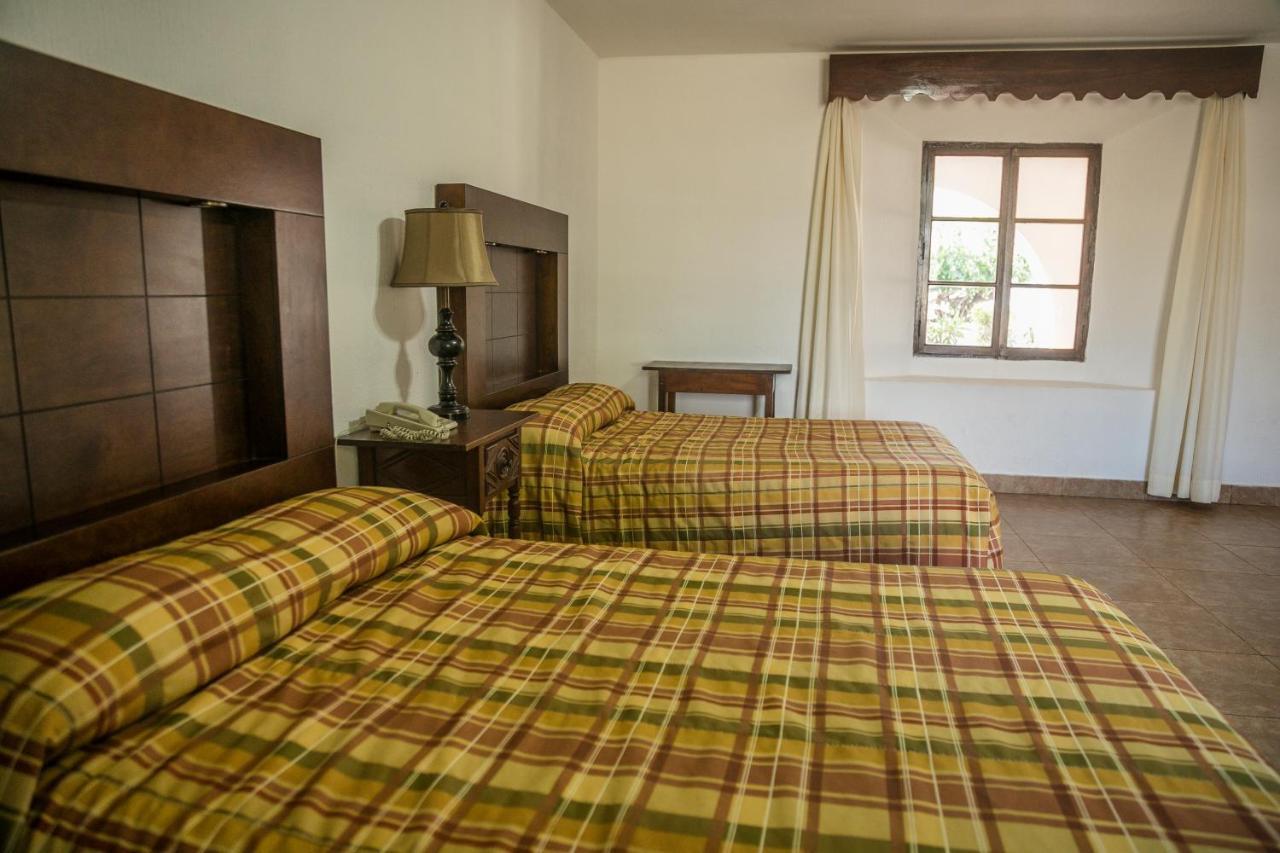 Hotel Playa De Cortes グアイマス エクステリア 写真