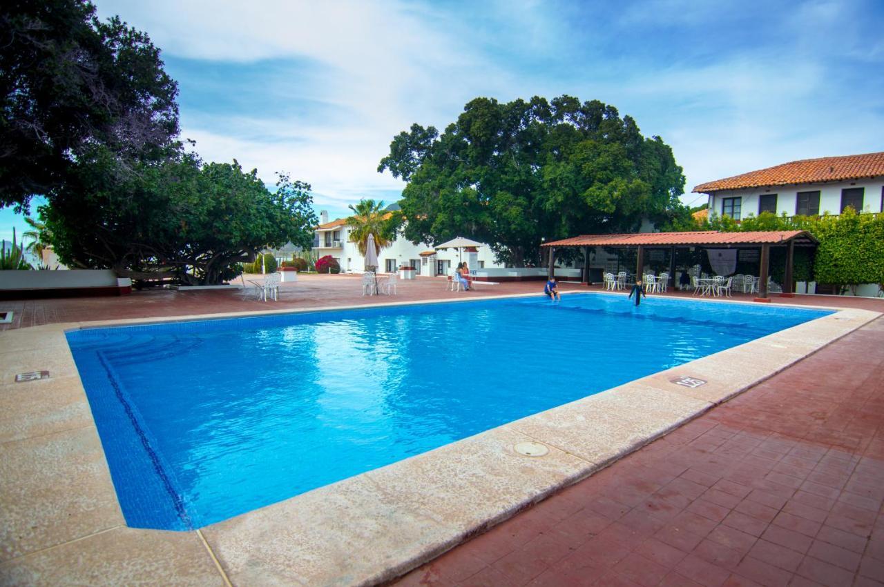 Hotel Playa De Cortes グアイマス エクステリア 写真