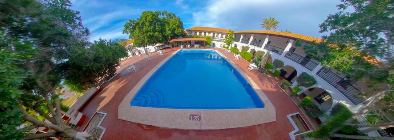 Hotel Playa De Cortes グアイマス エクステリア 写真
