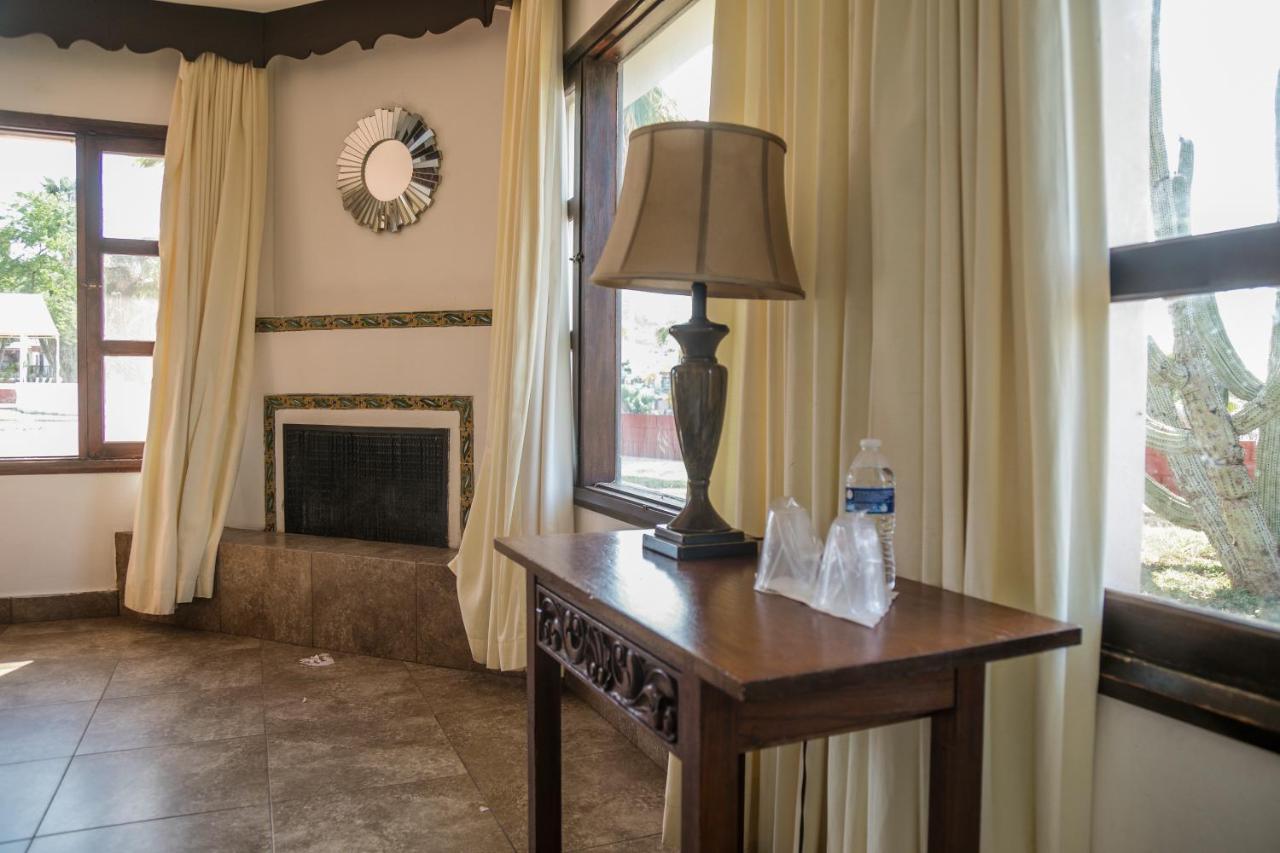 Hotel Playa De Cortes グアイマス エクステリア 写真
