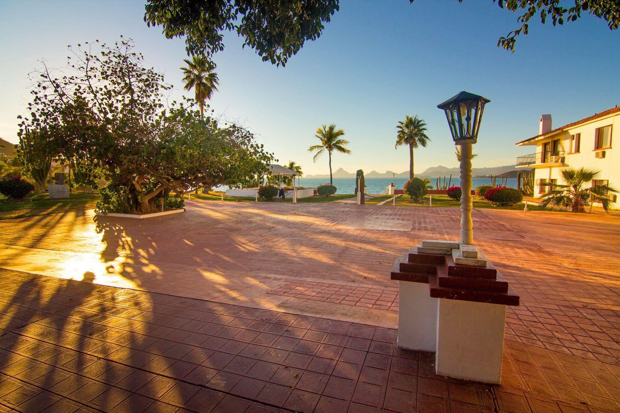 Hotel Playa De Cortes グアイマス エクステリア 写真