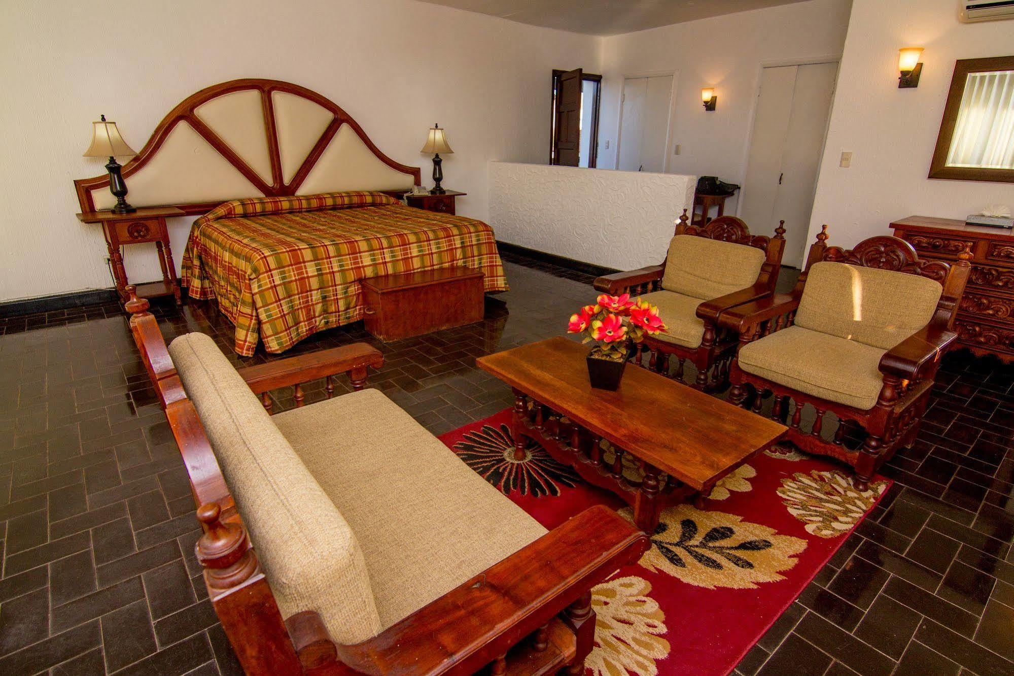 Hotel Playa De Cortes グアイマス エクステリア 写真